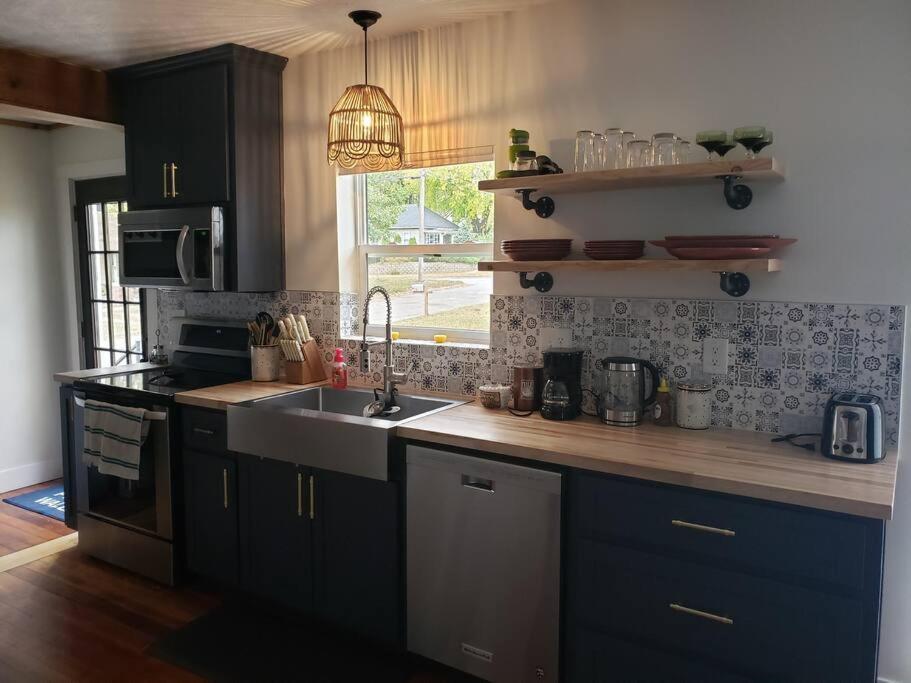 Cute Cottage-2 Min From Downtown Lincoln Exterior foto
